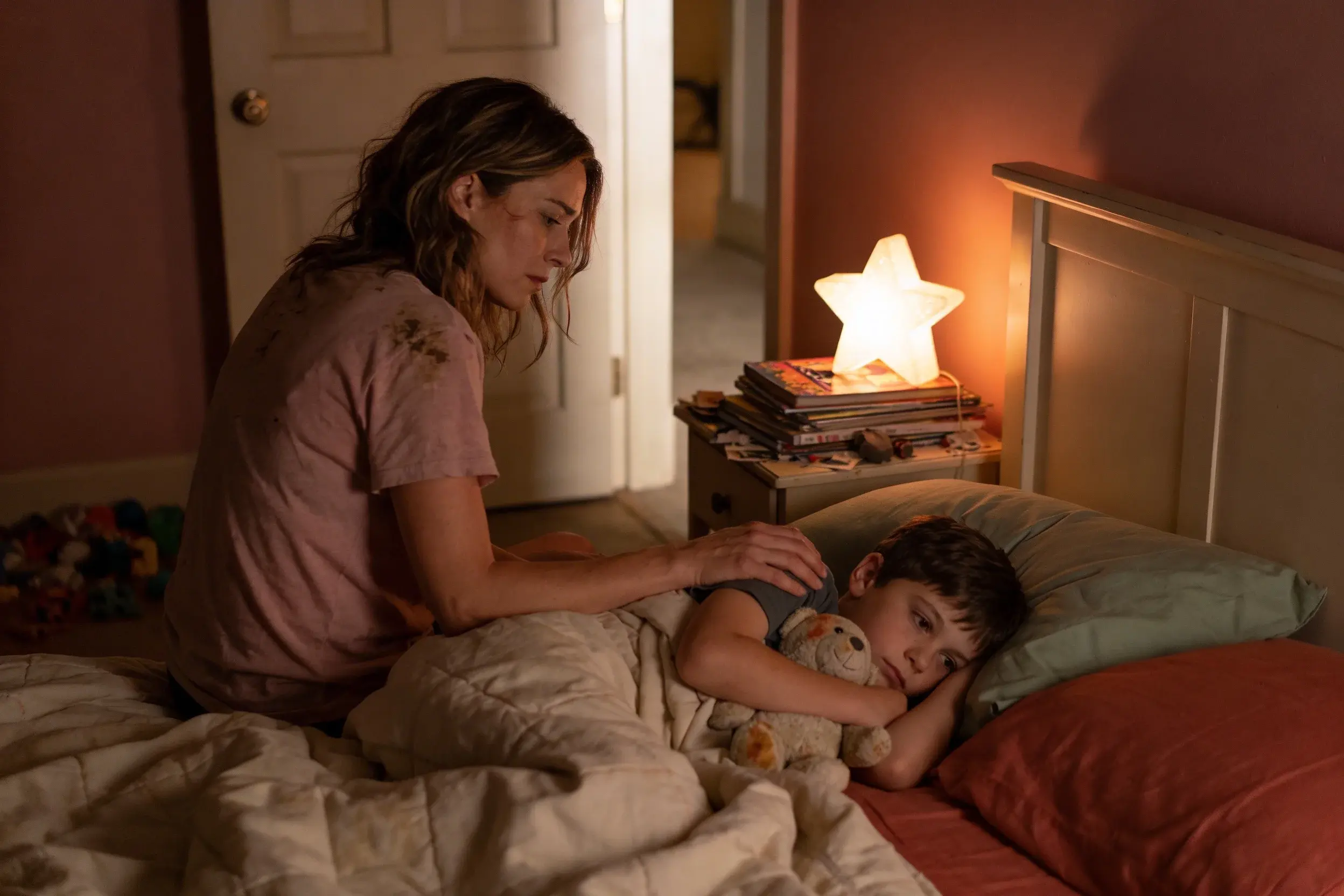 What to Say When Kids Have Bedtime Battles (Positive Discipline Script)